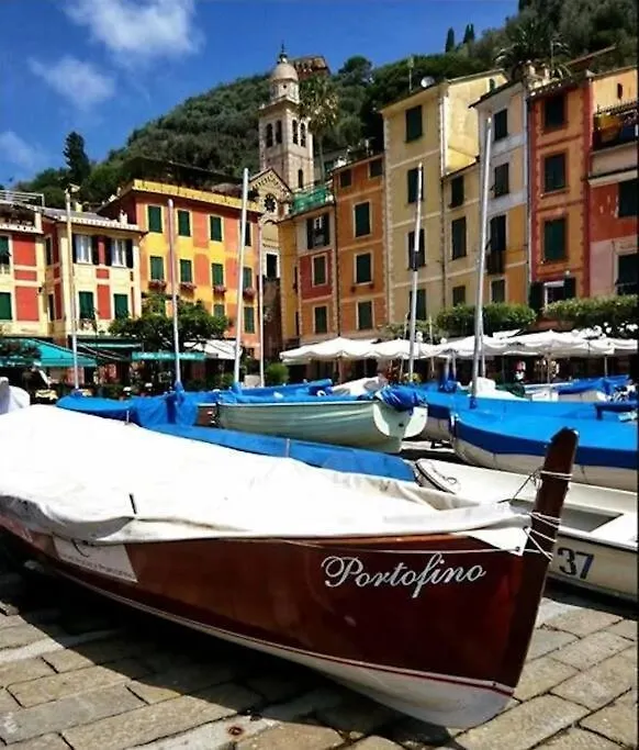 Villa Portofino Piscina Privata • Giardino • 3 Parcheggi Rapallo 0*,  Italia